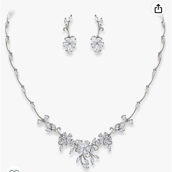Ele Queen Jewelry - Bridal cubic zirconia necklace and earrings set